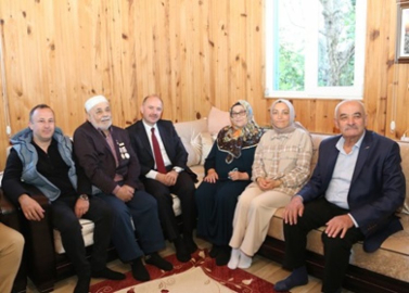 Vali Mehmet Fatih Serdengeçti, Aile Ziyaretlerine Devam Ediyor