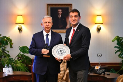 BAŞKAN KÖSE MANSUR YAVAŞ’I ZİYARET ETTİ