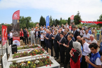15 Temmuz Şehidimiz İsmail Kefal, Kabri Başında Dualarla Anıldı
