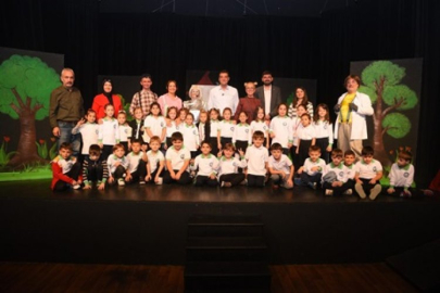 "ÇILGIN ZAMAN YOLCULUĞU” KEYİFLE İZLENİYOR