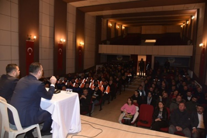 Görele Belediye Başkanı Hasbi Dede,  Belediye personelleriyle bir araya geldi.