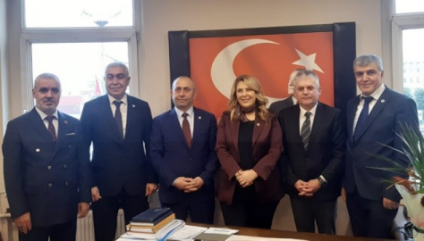 MİLLETVEKİLİ GEZMİŞ, GİRİB HEYETİYLE BULUŞTU