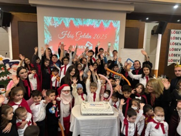 LÖSEV’DEN LÖSEMİLİ ÇOCUKLARA YILBAŞI PARTİSİ