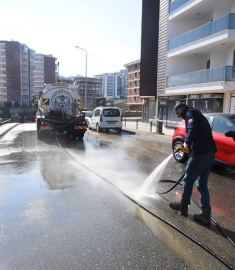 GİRESUN BELEDİYESİ CADDELERDE YIKAMA ÇALIŞMASI BAŞLATTI