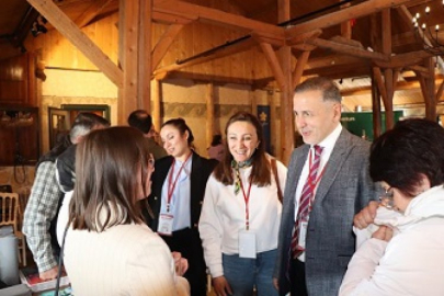 “Yoğun Bakım Hemşireliğinde Güncel Yaklaşımlar” Sempozyumu