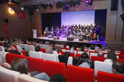 BELEDİYE KONSERVATUVARI’NIN TÜRK HALK MÜZİĞİ GECESİ MUHTEŞEM GEÇTİ