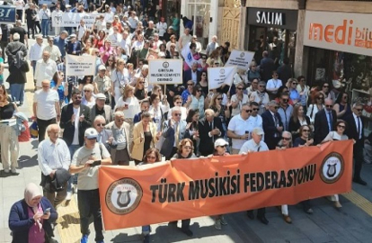 TÜMFED' in 3.Giresun Korolar Festivali dün kortej yürüyüşü ile start aldı