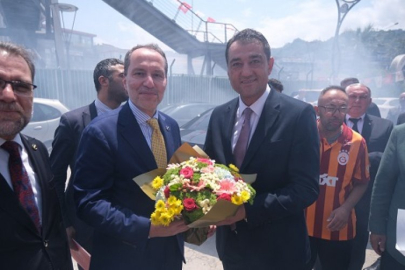 FUAT KÖSE'DEN ERBAKAN'A ÇİÇEKLİ KARŞILAMA