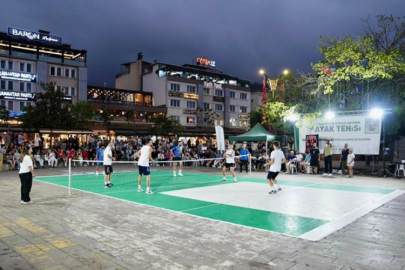 AYAK TENİSİ TURNUVASI BAŞLADI