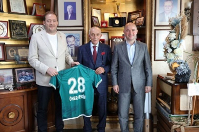 Vali Serdengeçti’den İstanbul’da Önemli Ziyaretler