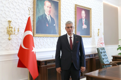 Sağlık Bakanlığı 18 Bin Yeni Personel Alımı Başvuruları Başlıyor! İşte Kadro Dağılımı, Şartlar ve Tarihler