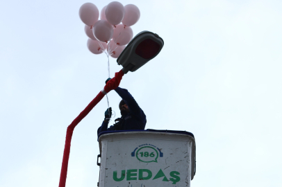 Her Ekim, Erken Teşhis İçin Sokak Lambaları Pembe Yanıyor