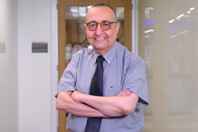 Uzun Süren Ses Kısıklığına Dikkat!