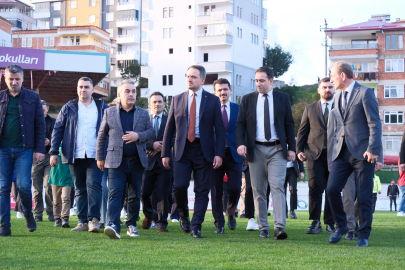 Gençlik ve Spor Bakan Yrd. Eminoğlu, 1926 Bulancakspor'u ziyaret etti.