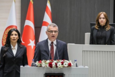 KKTC'de Erhürman göreve başladı... "Kıbrıs Türk halkının huzuru ve refahı için çalışacağım"