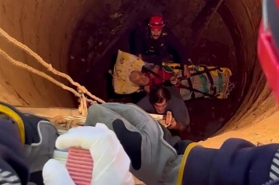 Yaşlı adam 12 metrelik kuyudan kurtarıldı!