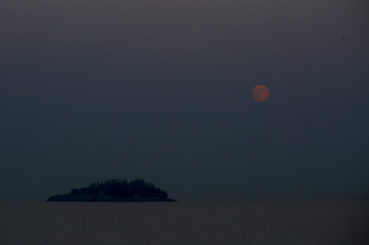 Giresun Gökyüzünde Büyüleyici Süper Ay