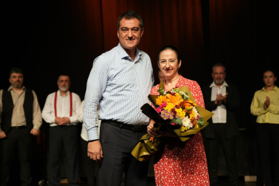 ÖZYAZICI İÇİN ANLAMLI GECE