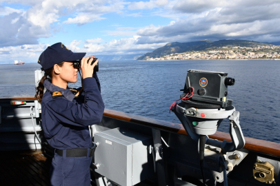 TCG Heybeliada, Messina Boğazı geçişini tamamladı