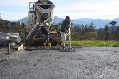 FADİME TEYZE’DEN BAŞKAN KÖSE’YE TEŞEKKÜR