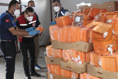 Antalya'da 25 ton tarihi geçmiş tavuk imha edildi