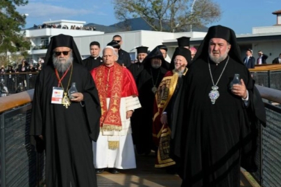 Papa 14. Leo İznik'te... 14 Leo: İznik, Hristiyanları şiddet ve çatışma karşısında birliğe çağırıyor