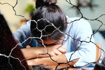 Çalışanlar tükenmişlik riskiyle karşı karşıya! Sinsi kriz 'sessiz çatlama' işyerlerini tehdit ediyor