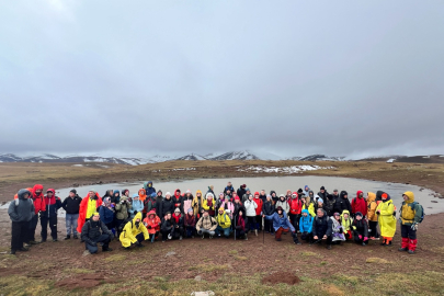 DOĞA TUTKUNLARI ZORLU PARKURDA BULUŞTU
