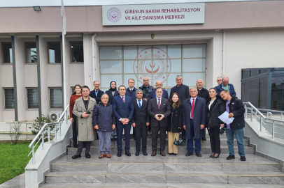 VALİ SERDENGEÇTİ, İNSAN HAKLARI KURULU ÜYELERİNİ MİSAFİR ETTİ