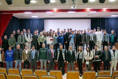 İNSAN EMEĞİNDEN DİJİTAL ZEKÂ ÇAĞINA KONFERANSI