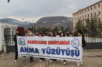ALUCRA’DA SARIKAMIŞ ŞEHİTLERİ DUALARLA VE YÜRÜYÜŞLE ANILDI