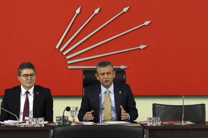 CHP GENEL BAŞKANI ÖZGÜR ÖZEL ANKARA’DA İL BAŞKANLARIYLA BULUŞTU