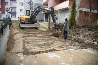 CADDE VE SOKAK YENİLEME ÇALIŞMALARI SÜRÜYOR