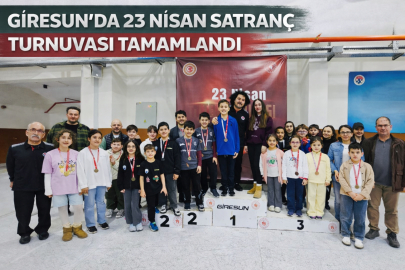 GİRESUN’DA 23 NİSAN SATRANÇ TURNUVASI TAMAMLANDI