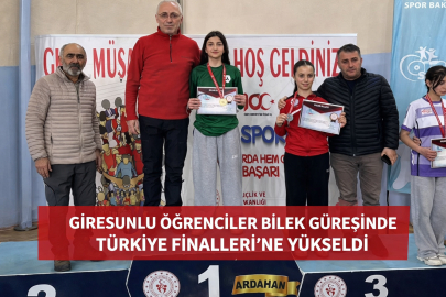 GİRESUNLU ÖĞRENCİLER BİLEK GÜREŞİNDE TÜRKİYE FİNALLERİ’NE YÜKSELDİ