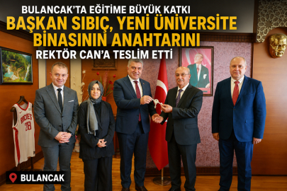 Başkan Sıbıç, Yeni Üniversite Binasının Anahtarını Rektör Can’a Teslim Etti