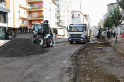 Giresun'un Birçok Mahallesinde Yol, Kaldırım ve Altyapı Çalışmaları Sürüyor